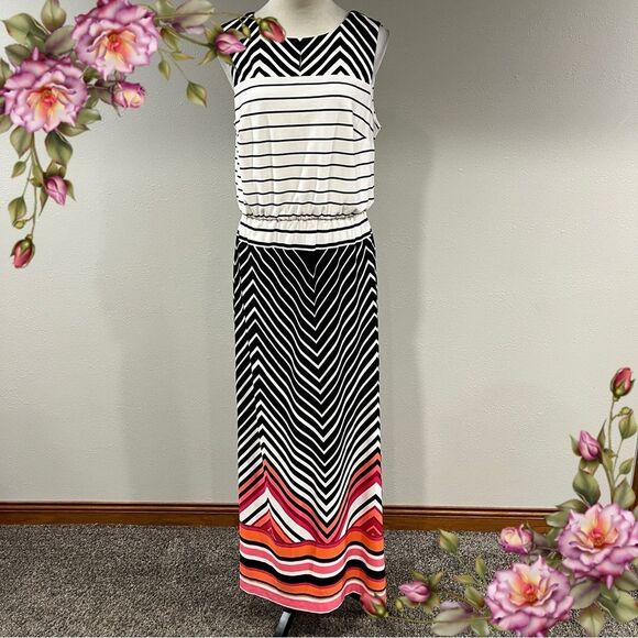 Striped sleeveless Black and White Maxi Dress straight cut - Picture 1 of 14